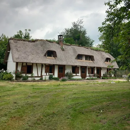 Holiday home Chaumiere Normande *
